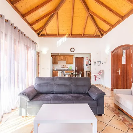 Villa Brisa Del Mar 12 *